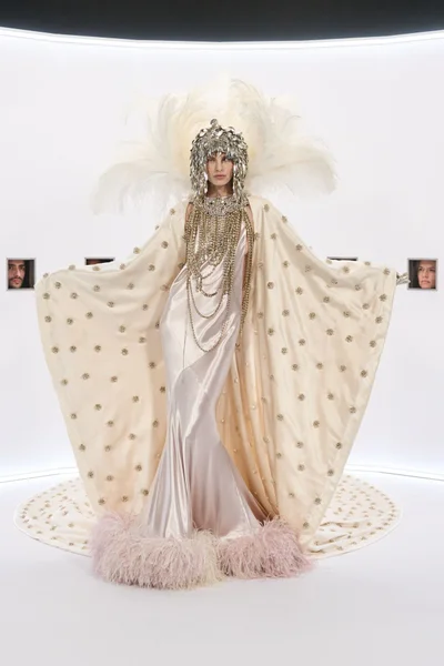 Look 22